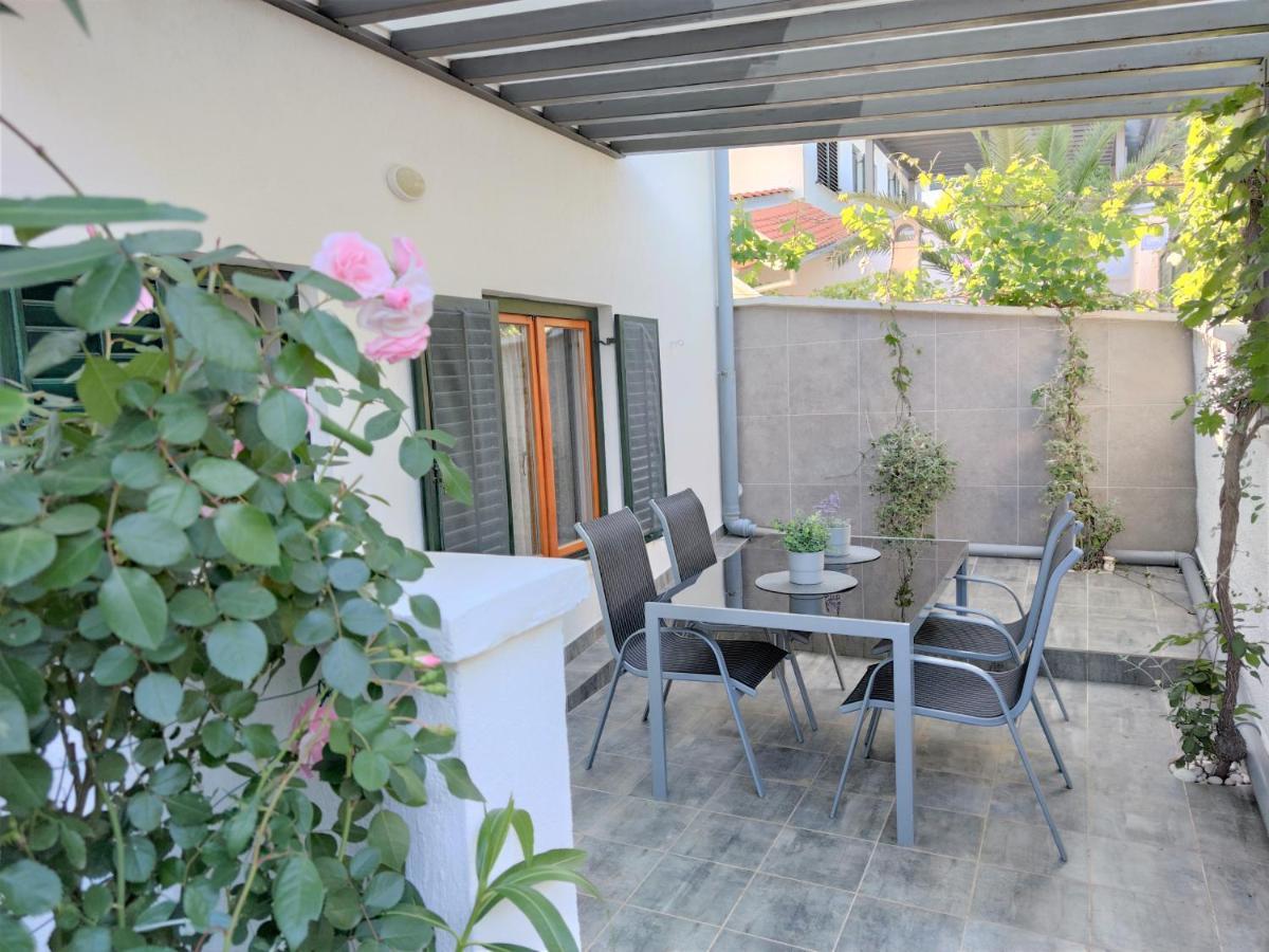 Apartments Rak Vis Luaran gambar