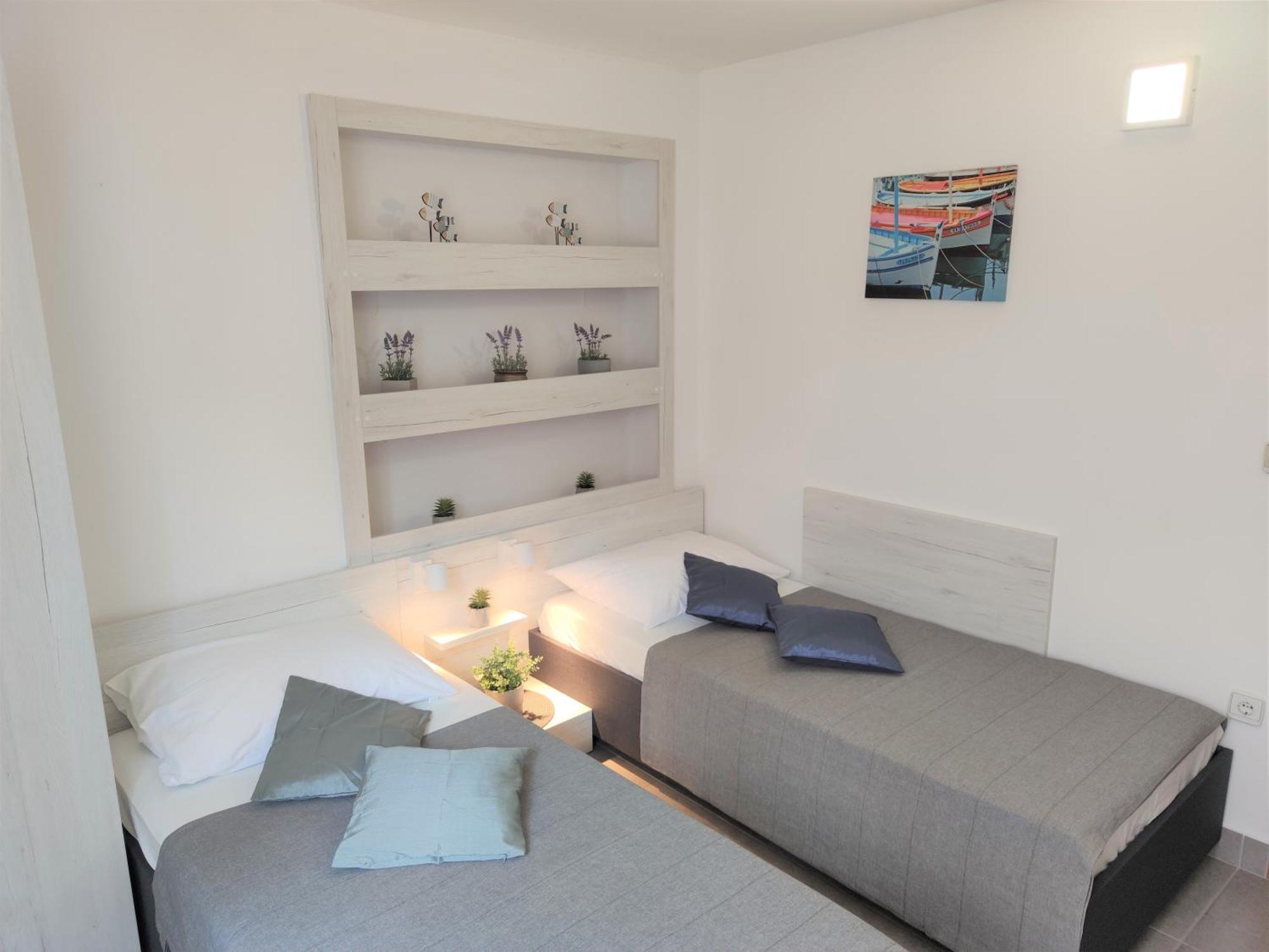 Apartments Rak Vis Bilik gambar
